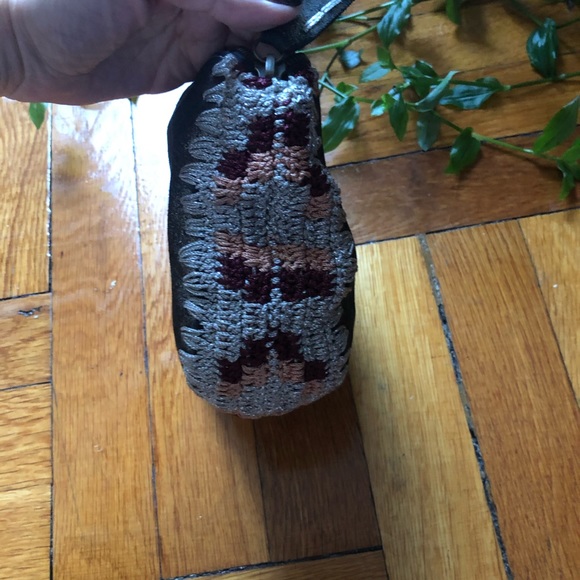 Anthropologie pouch - Picture 3 of 11